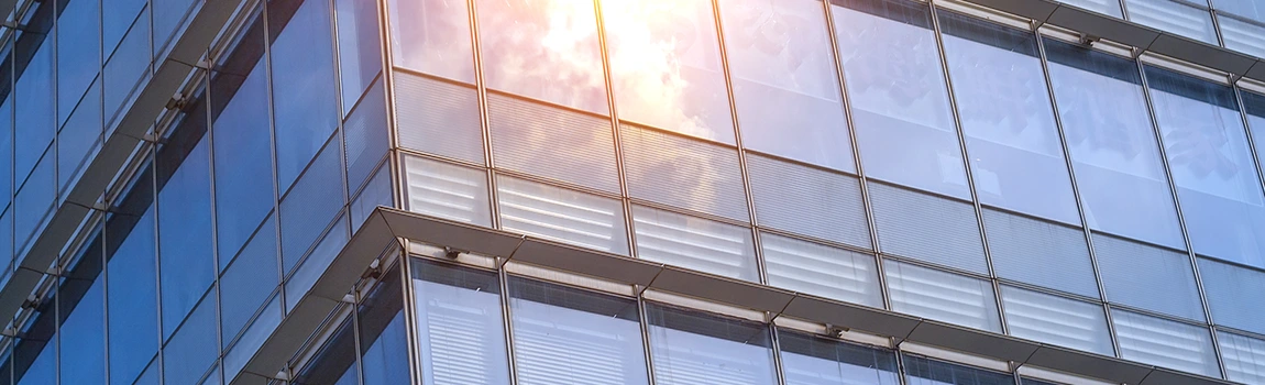 UV-Resistant Glass Experts&nbsp;in Vero Beach South, FL